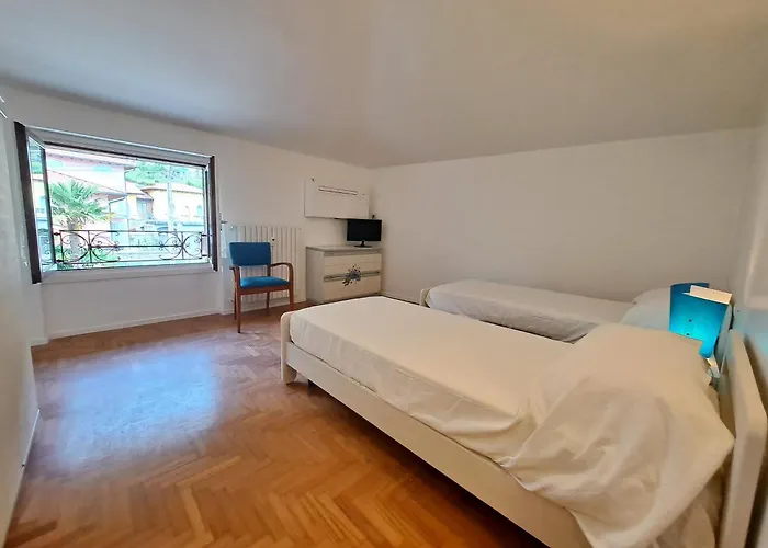 Daire Immobillario - Regina Del *